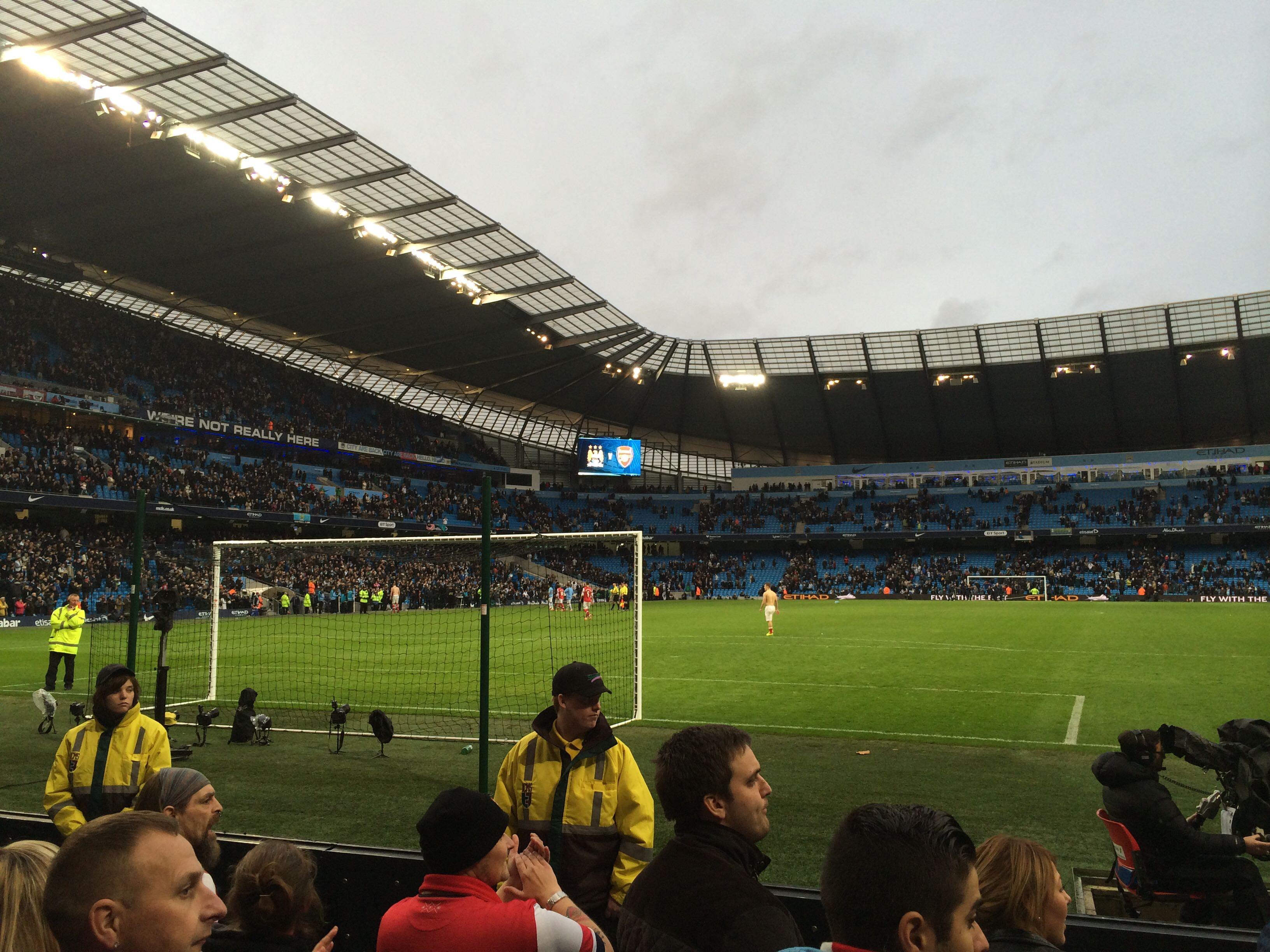 带有一定的 带有一定的