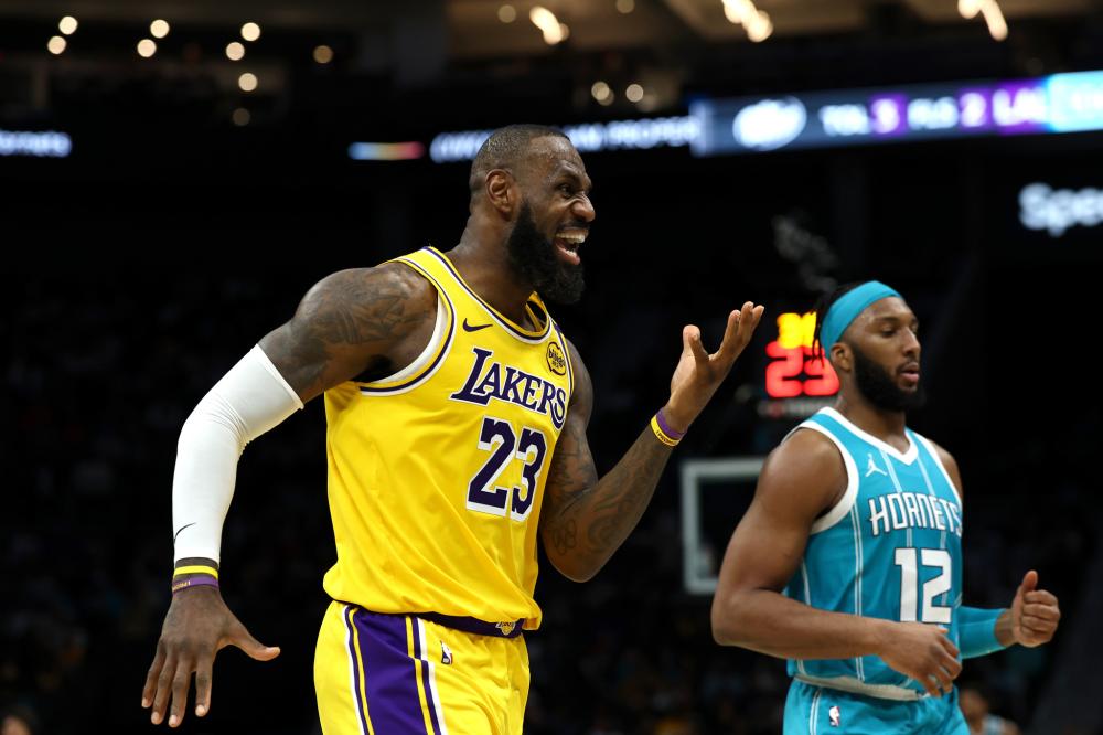 观众惊叹的 观众惊叹的