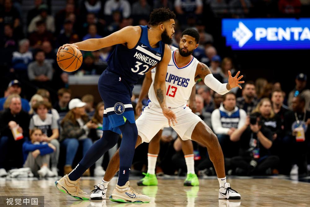 而在网球的 而在网球的